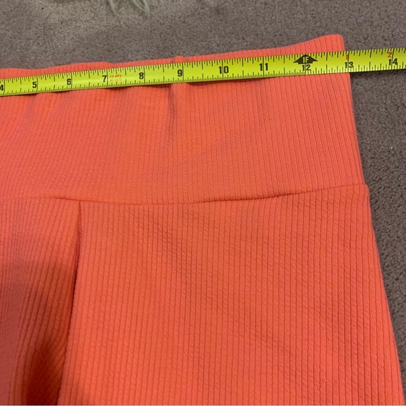 adidas Originals Women's Outdoor Utility Short Leggings NWT - Picture 9 of 12